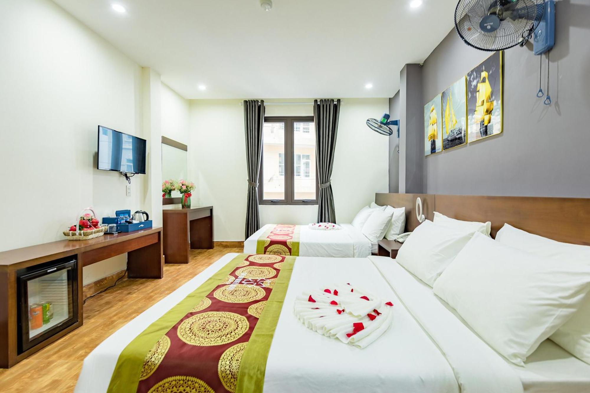 Cat Ba Violet Hotel Chan Chau Екстериор снимка